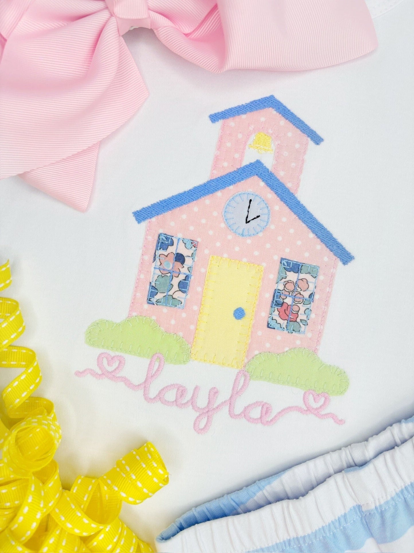 Schoolhouse Blanket Stitch Applique