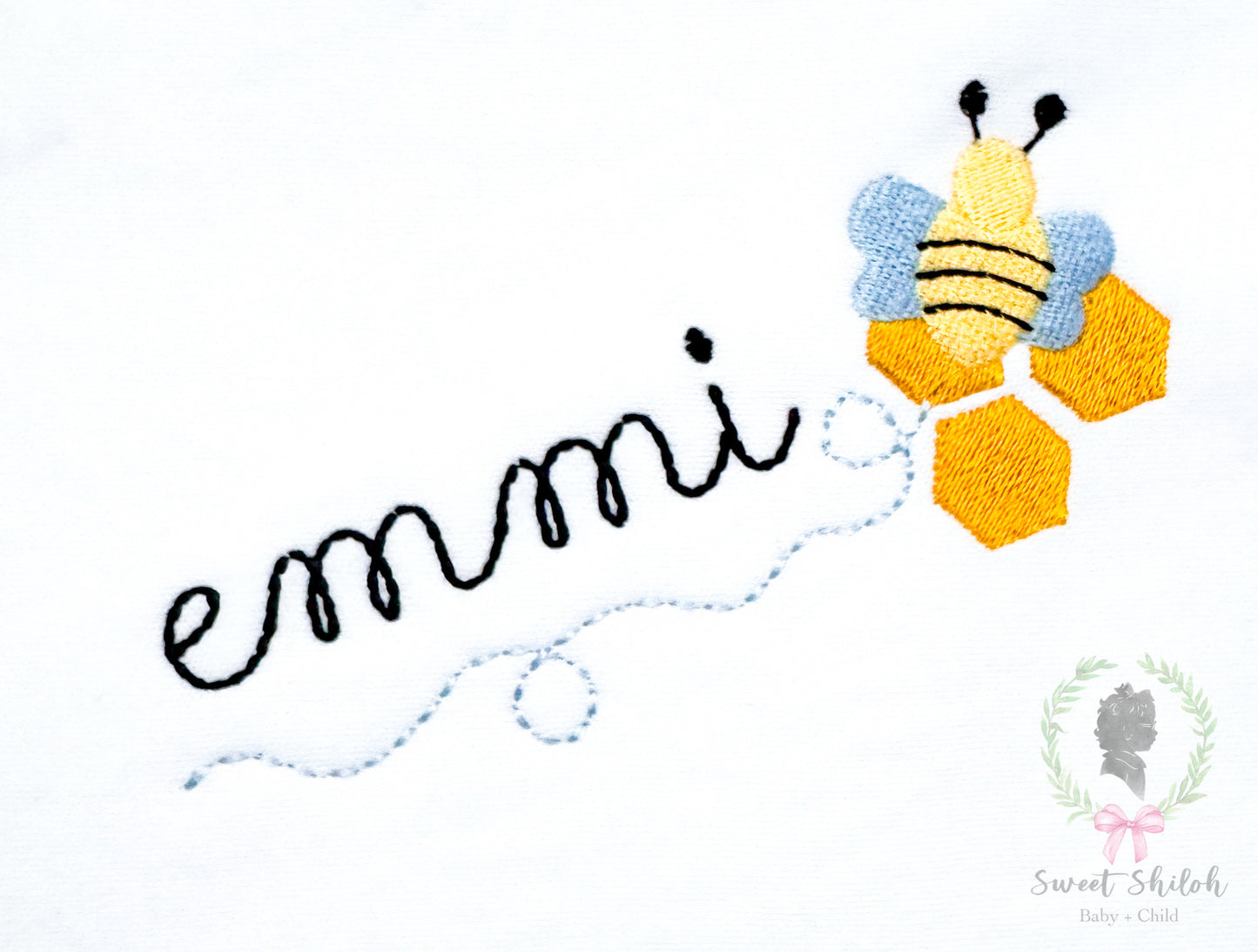 Buzzing Honey Bee Fill Frame