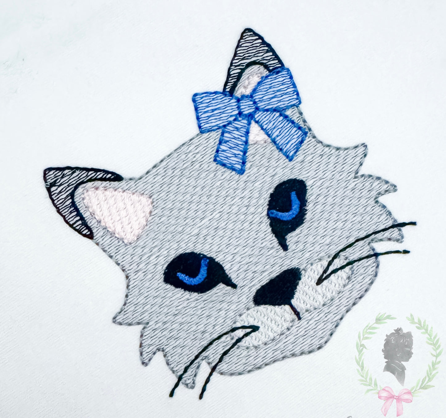 Wildcat with Bow Sketch Stitch